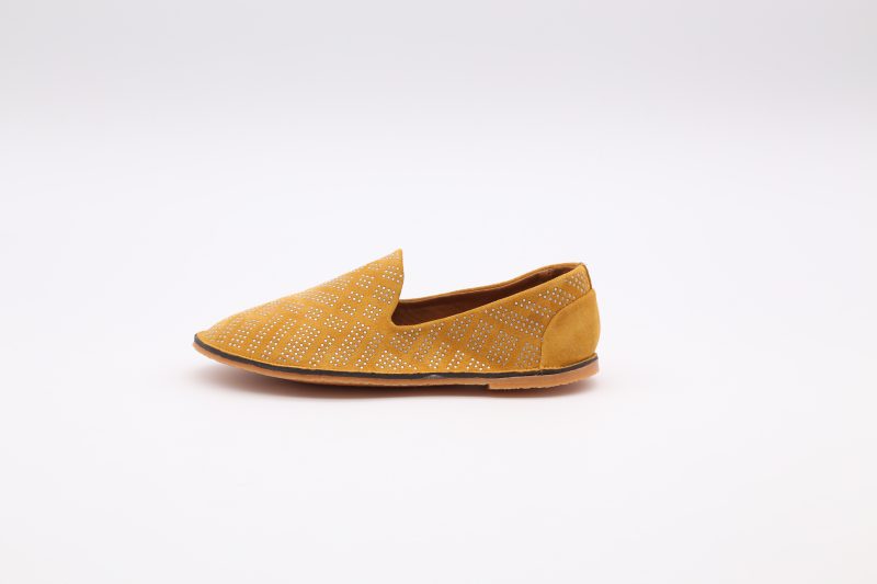 Nira con Borchie Slip-on - Calzature Artigianali